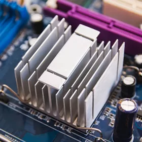 Perfiles de aluminio anodizado en productos electrónicos